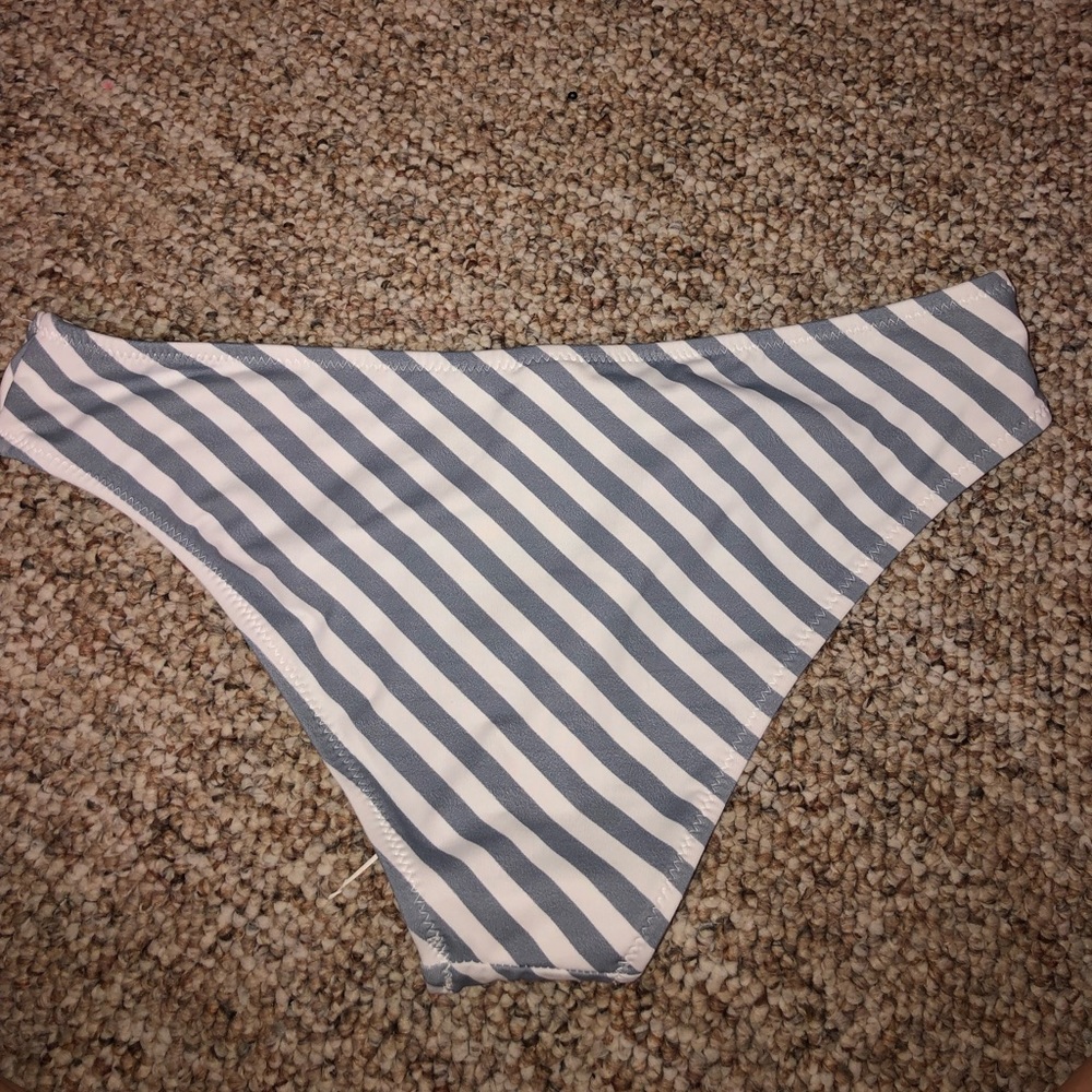Brand: CupShe   Color: grey and white striped